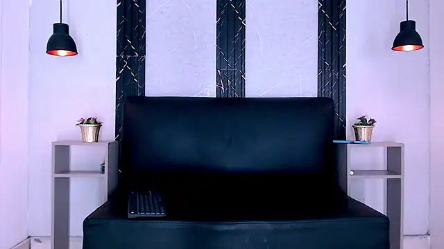 Show modela Feiccer_Castquer na web-kameri