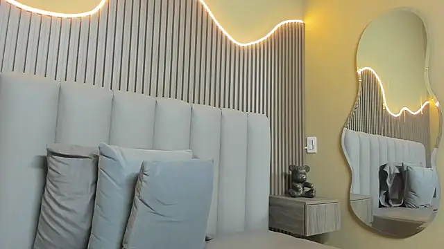 دردشة Amy_Estrellita الجنسية المباشرة