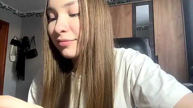 Chat XXX en directo de Milaissocute