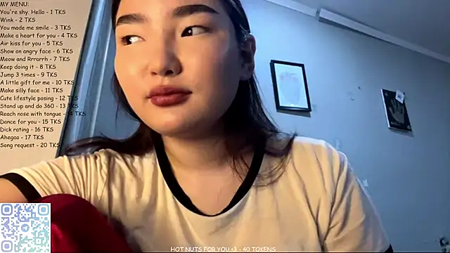 แชท XXX สดของ LammingLoner