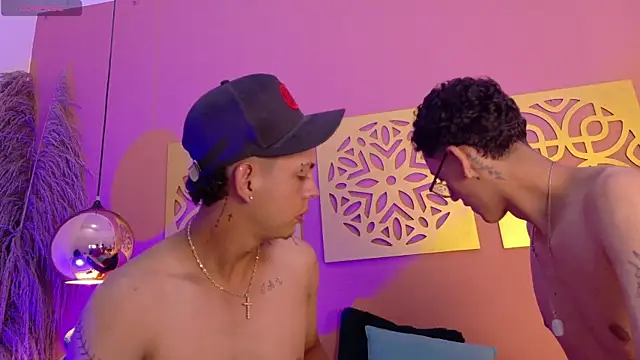 Dante-Axel লাইভ XXX চ্যাট