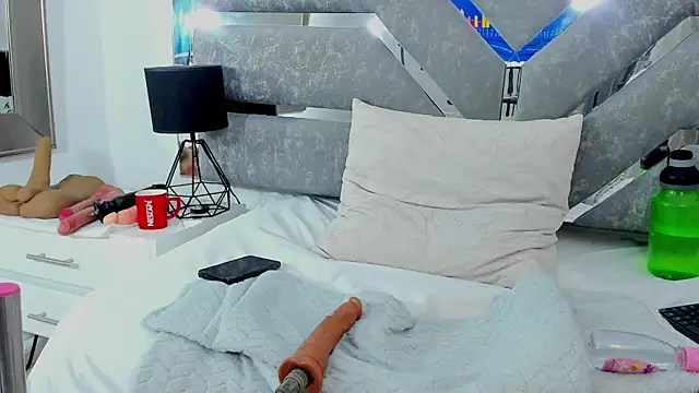 Slut_Milf_'s Live XXX Chat