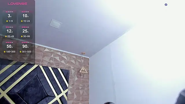 Chat +18 de Ian_Castillo_ ao vivo