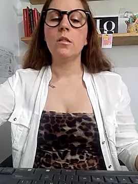 SofiEsteves Chat XXX live