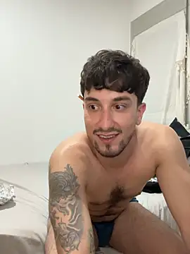 Juego_Secreton Webbikameraesitys