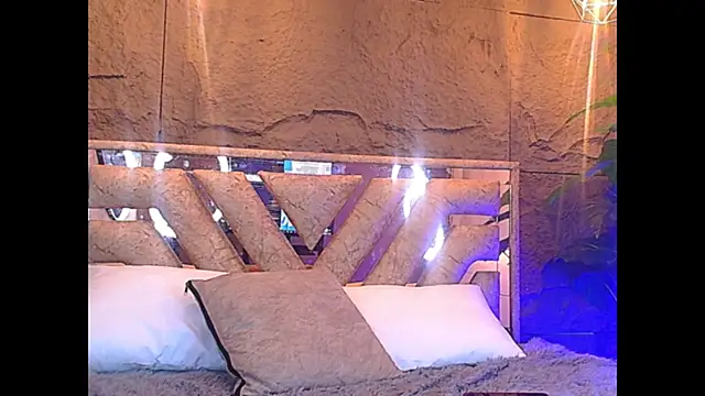 suggar_angel Adlı Modelin Canlı XXX Sohbeti