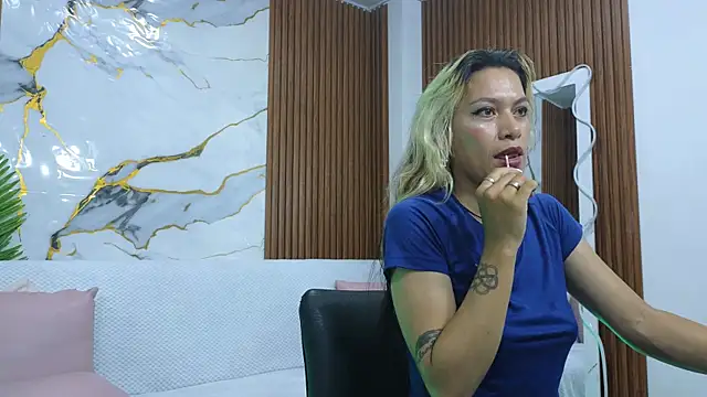 alonddra_tay's Live XXX Chat