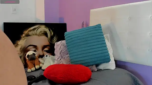 Chat XXX Live Charlotte11-11