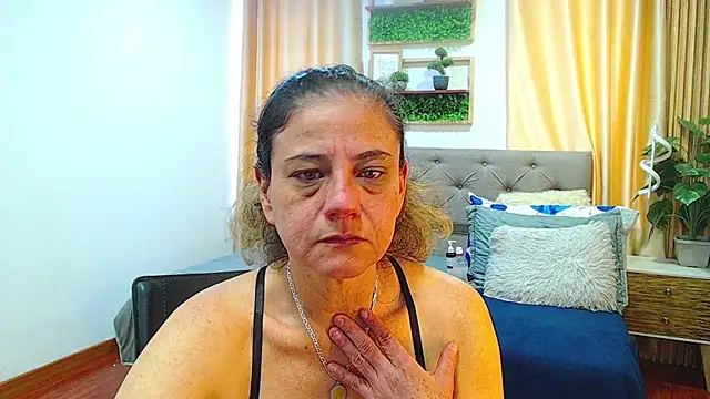 Czat XXX na żywo – sasi_luna