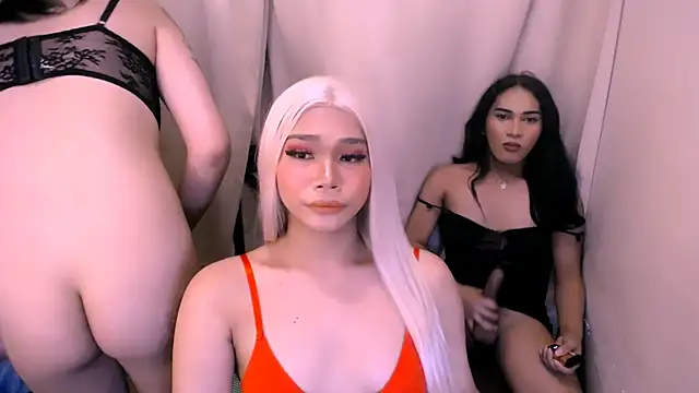 slutty_aki Pertunjukan Webcam