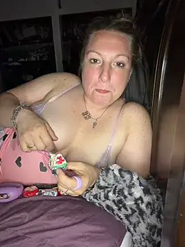 sweetkacibaby – Live XXX-chat