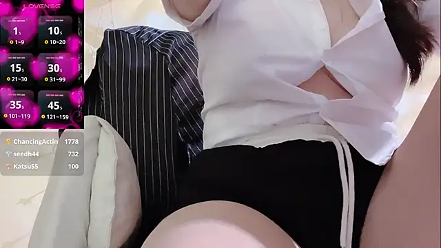 Tw_Zoella Chat XXX in diretta