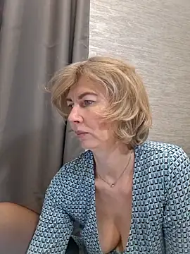 Živý XXX chat stellahere8