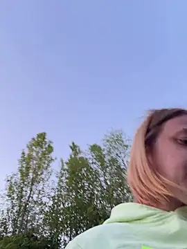 Spatgirl: διαδικτυακό σόου στην κάμερα