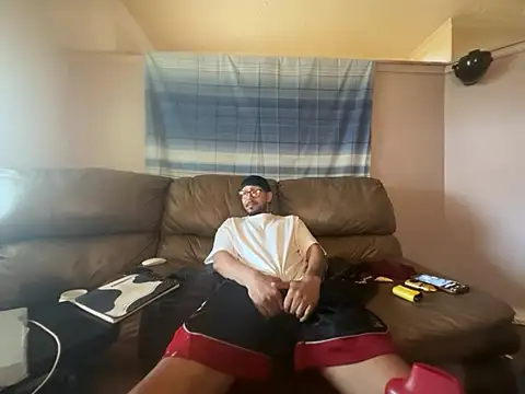 ThrowedWorldWide 现场XXX聊天