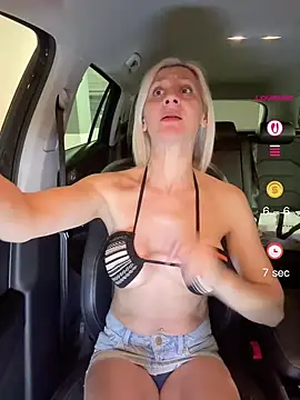 HOTLadyluna 网络视讯表演