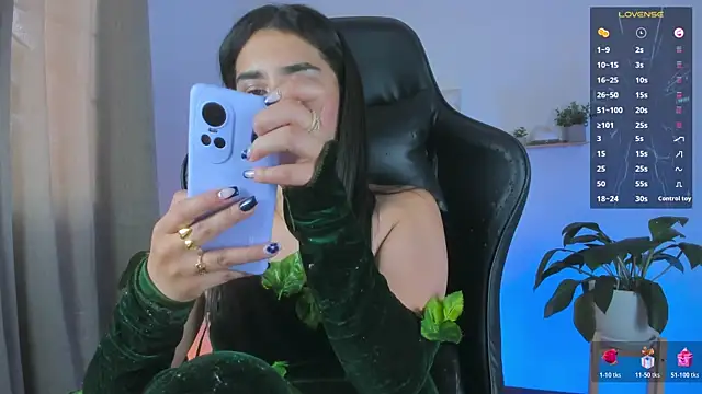 annadu011 élő XXX-chatje