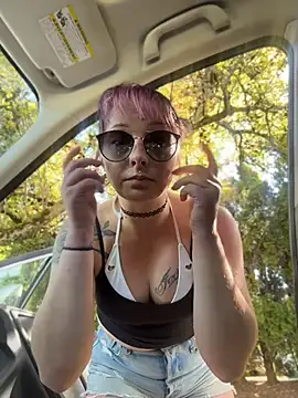 Babii_Nova Adlı Modelin Canlı XXX Sohbeti