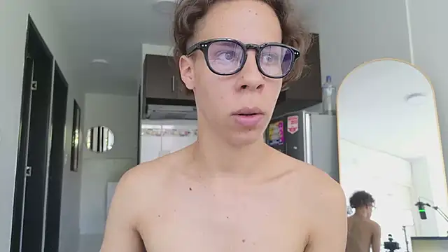 grey___27: онлайн-секс-чат