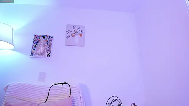 Skeeter_ss' Live XXX Chat