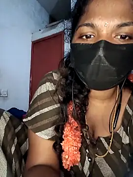 tamilsaisree Adlı Modelin Web Kamerası Şovu