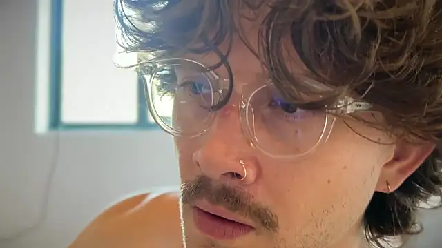 Pokazy przed kamerką – mcklister_kinky_feets