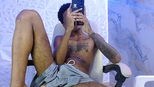 دردشة ManSant الجنسية المباشرة