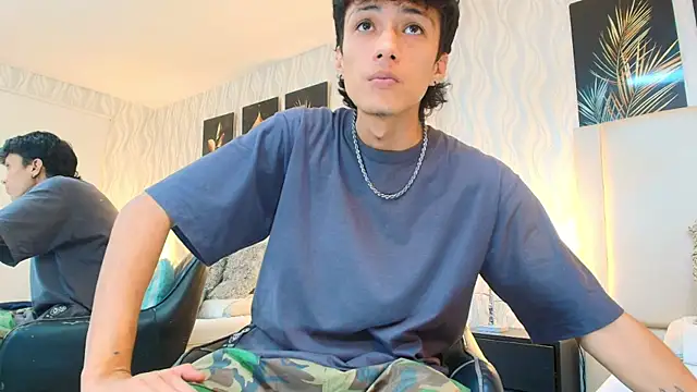 Онлайн чат XXX Lean_Portman