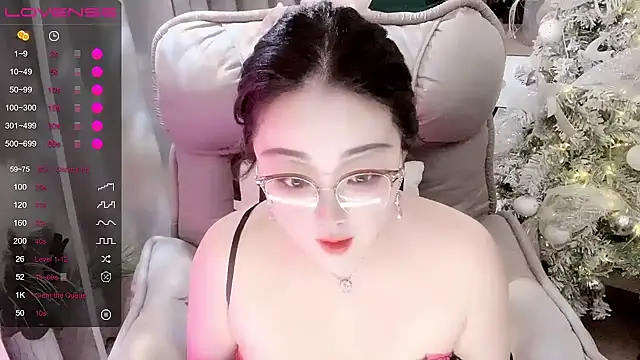 Monica-666888- 即時 XXX 聊天