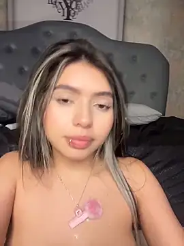 Show de LolliePopsXXX na webcam