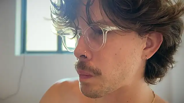 mcklister_kinky_feets Show Webcam