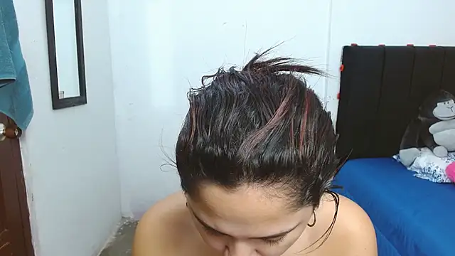 Thalian Live XXX-chat