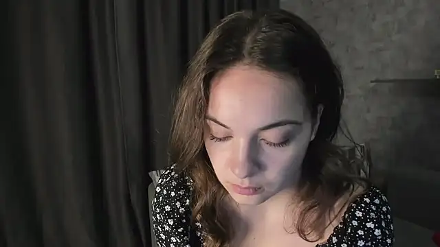 KristinaLoison Adlı Modelin Canlı XXX Sohbeti