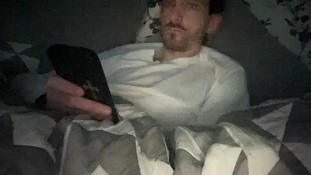 Big8inchUncutCock Webcam-Show