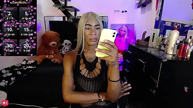 Chat +18 de Kendall_Gil ao vivo