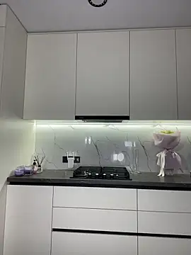 CurlyLara: απευθείας συνομιλία ΧΧΧ