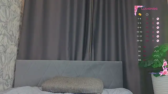 Jupiter_Boobs: απευθείας συνομιλία ΧΧΧ