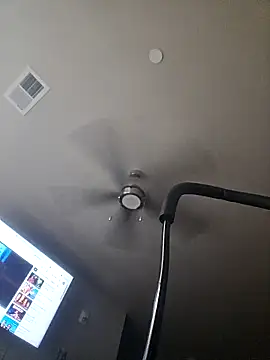 yourMasterisBored: απευθείας συνομιλία ΧΧΧ