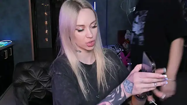 Chat XXX en directo de Blckmirrorr