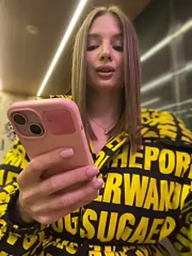 KrisMagnoly Chat XXX in diretta