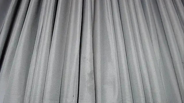 Show modela Bitchy_mia na web-kameri