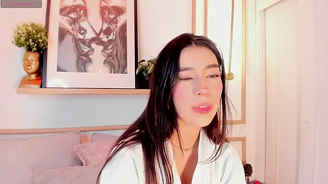 Pokazy przed kamerką – Nanami_