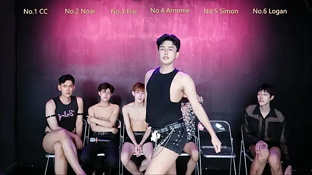 XXX chat uživo modela Queen-Vibe