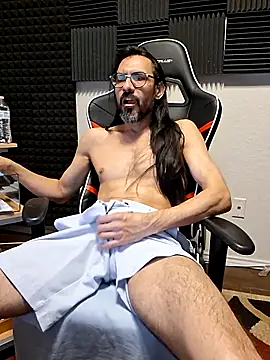 Youreherewithme: вебкам-шоу