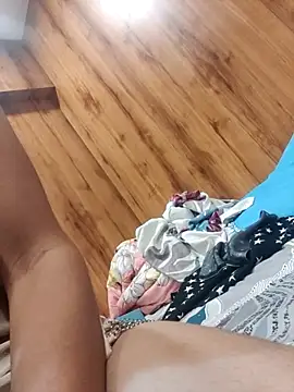 KoziekylieのライブXXXチャット