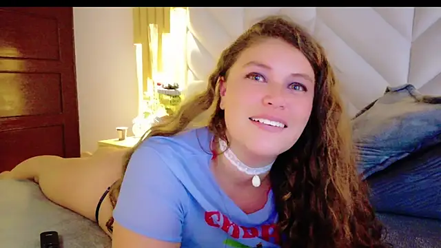 Anaise_latif live XXX chat