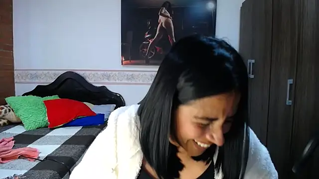 Онлайн чат XXX sharoon_cheerry