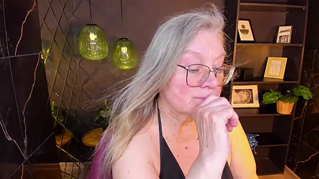 NataliMellow's Live XXX Chat