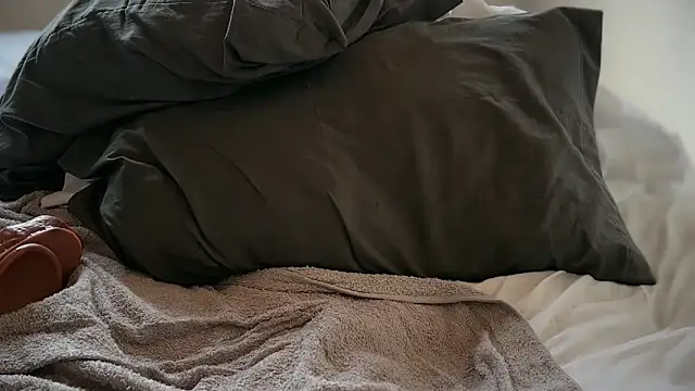 mcklister_kinky_feets: вебкам-шоу