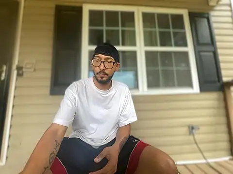 ThrowedWorldWide 现场XXX聊天